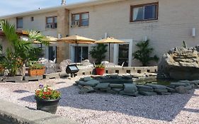 The Amethyst Beach Motel